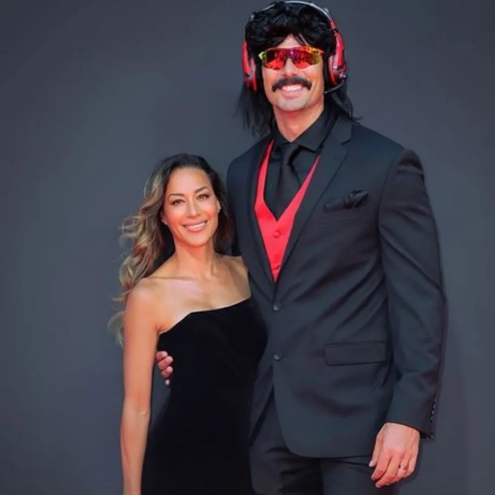 Dr DisRespect Wife Height