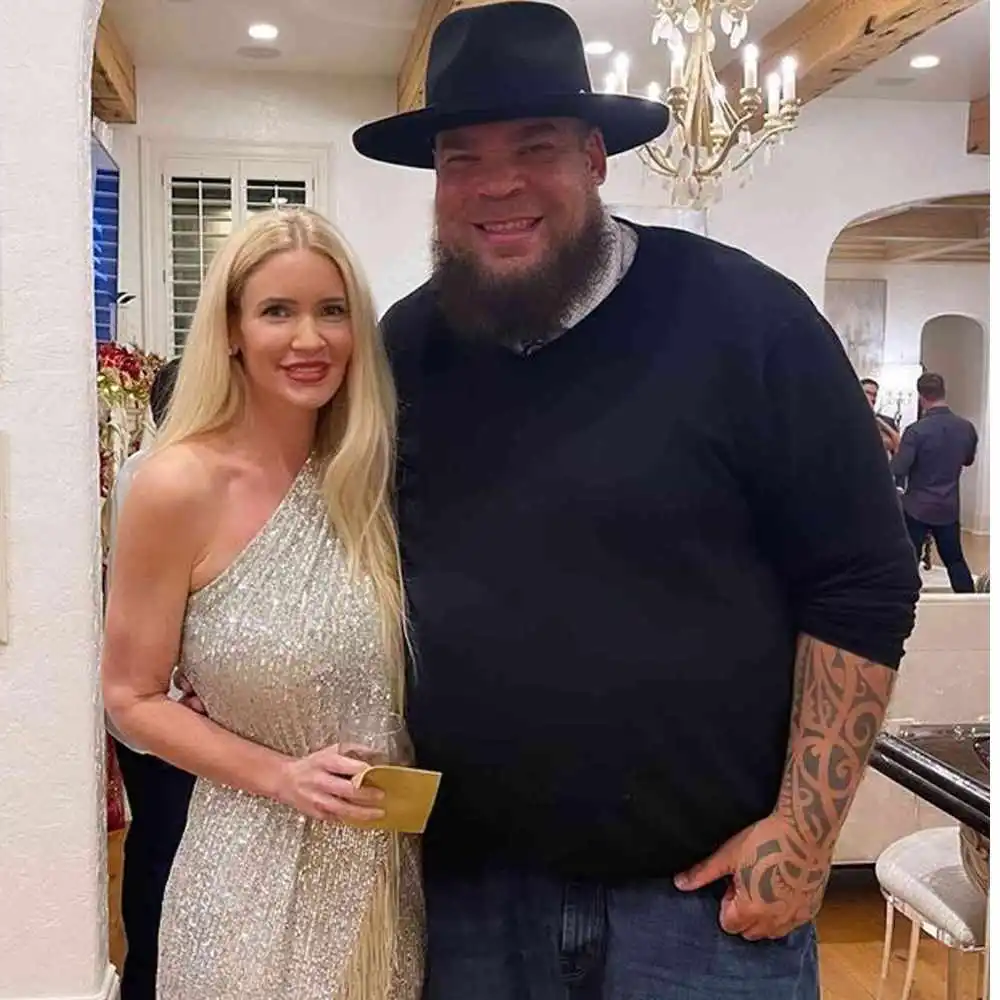 Tyrus Wife Picture